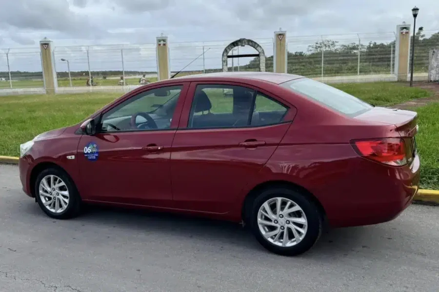Sedan Rental
