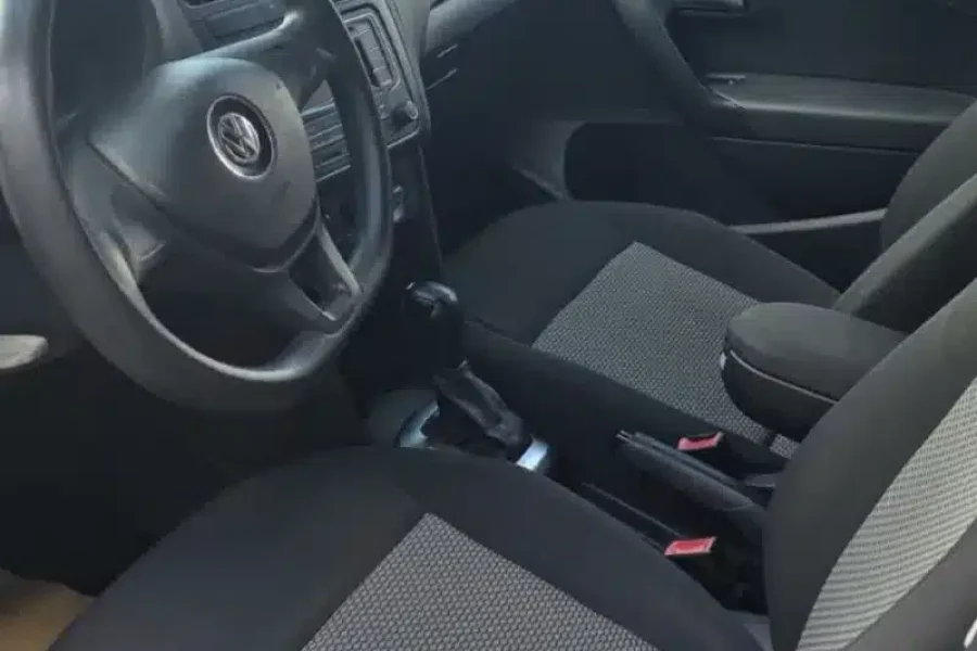 Sedan Rental